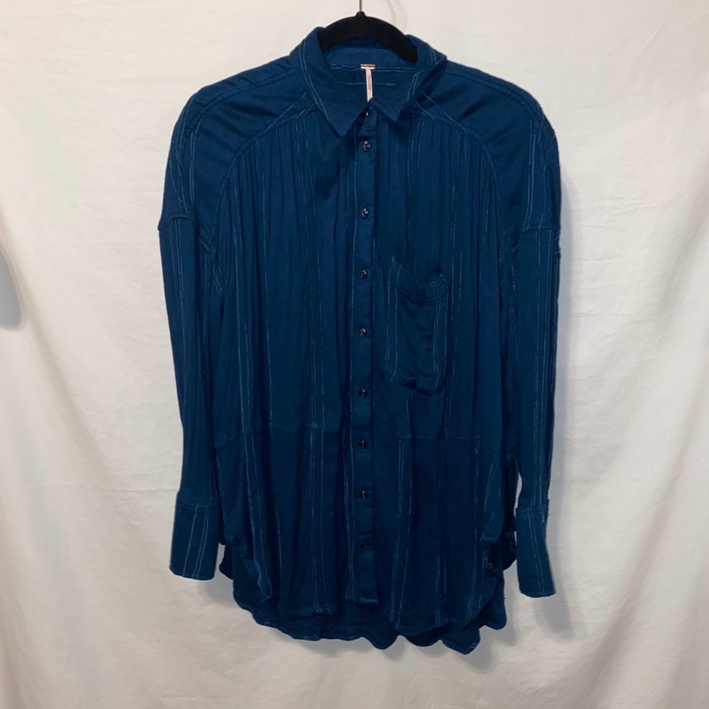 Free People button down tunic